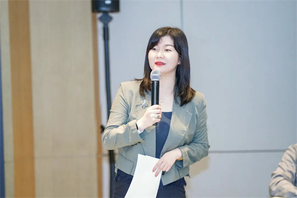 “Li+學社”高端對話：警惕全球化機遇下，鋰電企業的出海挑戰和技術迭代風險