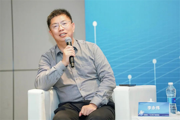 “Li+學社”高端對話：警惕全球化機遇下，鋰電企業的出海挑戰和技術迭代風險