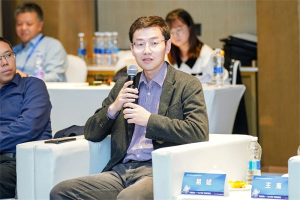 “Li+學社”高端對話：警惕全球化機遇下，鋰電企業的出海挑戰和技術迭代風險